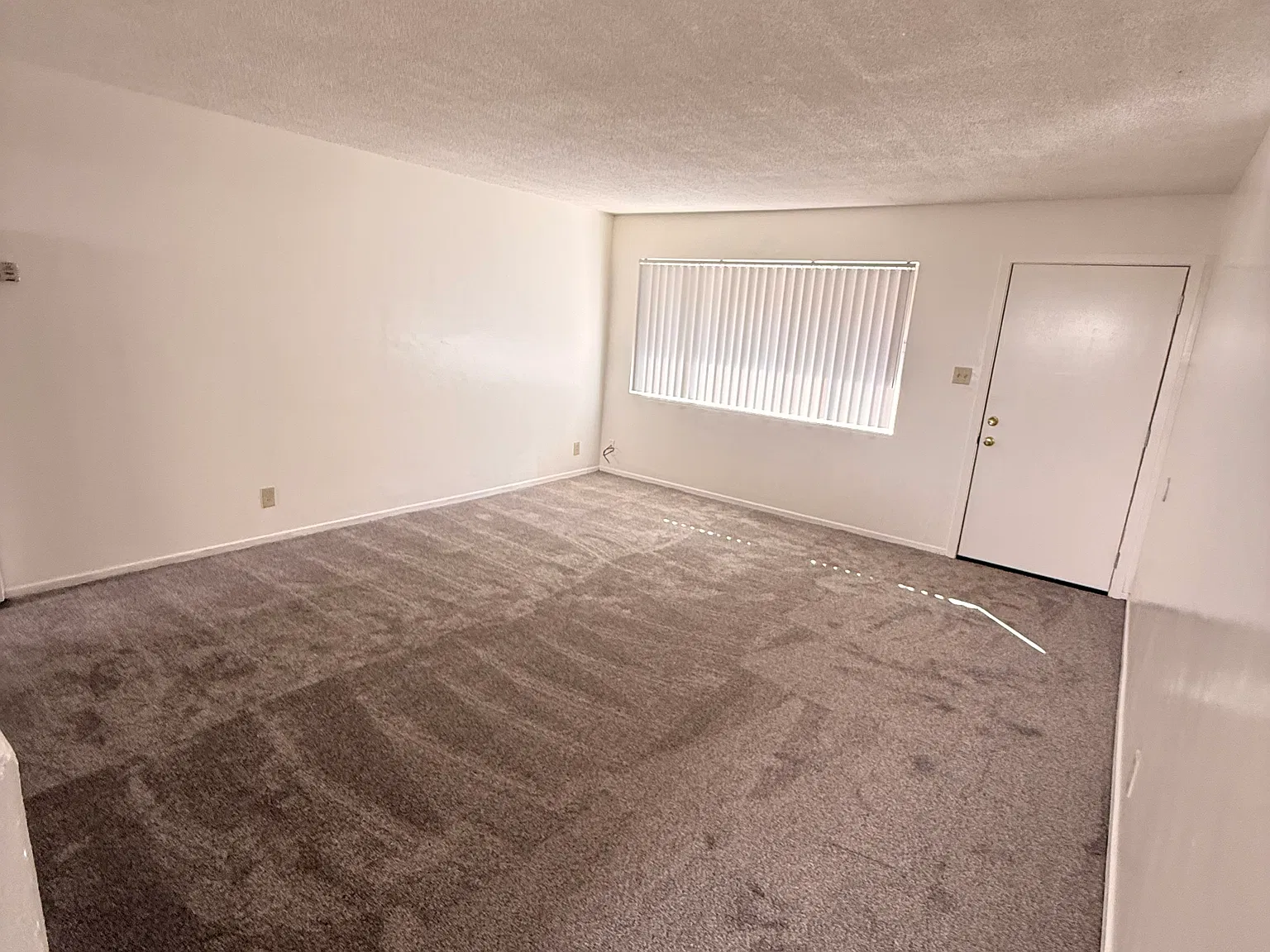 712 N G St — Photo 3