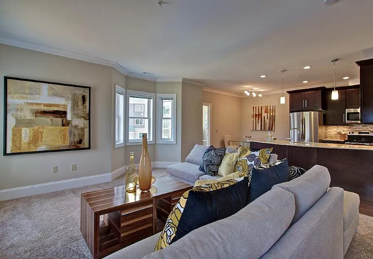 Madison Place Southborough — Photo 5