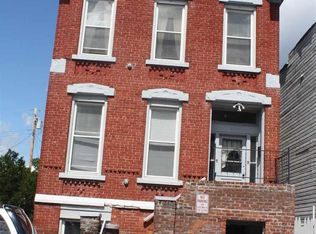 369 4th Ave, Troy, NY 12182