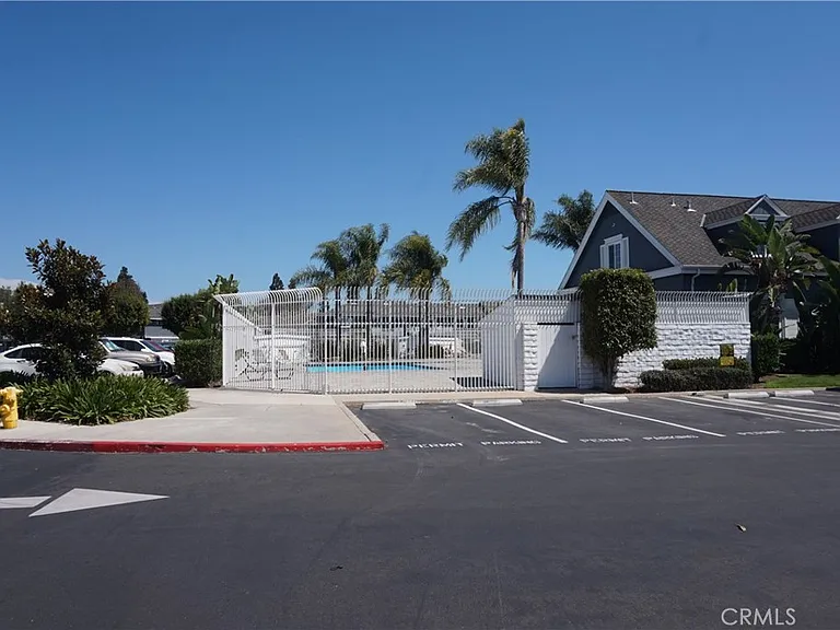 2423 Minuteman Way — Photo 17