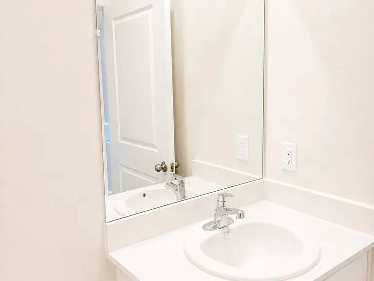 8201 Everly Preserve Dr — Photo 20
