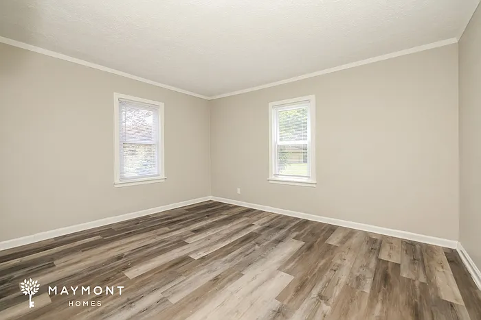 1176 Highview Dr — Photo 8