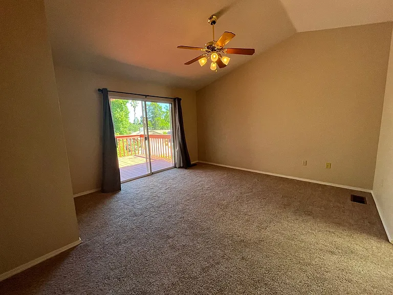 1905 Kinvarra Way — Photo 4