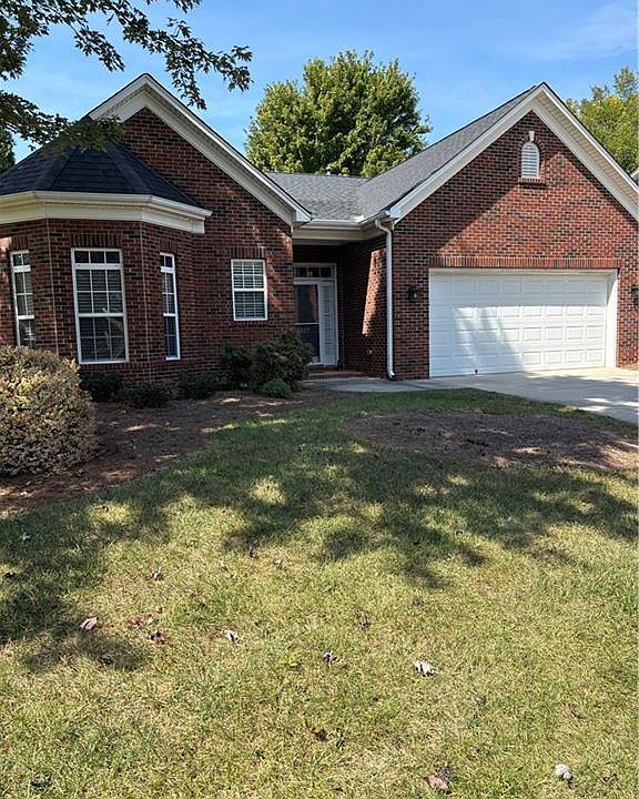 1st image of 5007 Lake Laurel Ct