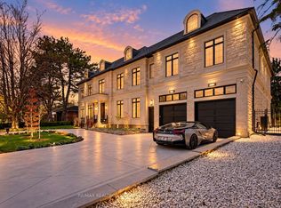 23 Sandfield Rd, Toronto, ON M3B2B5