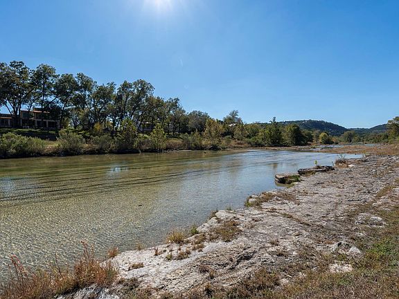 3rd image of 1830 Flite Acres Rd