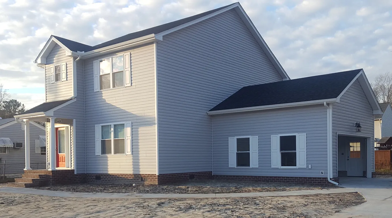 3 bed, 2.5 bath, 1850 sqft, $2,750 — Photo 1
