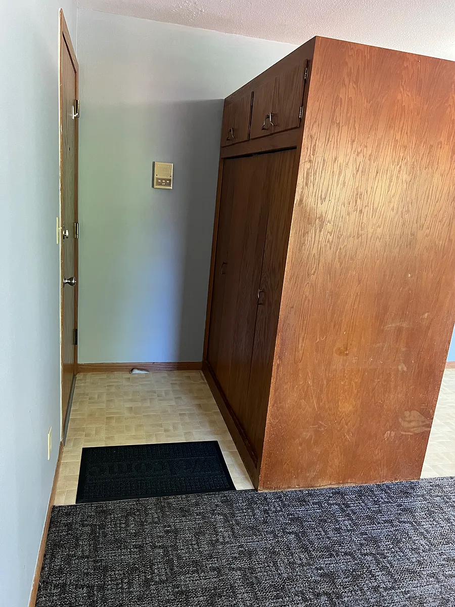 Building Photo - 958 Manvel St #7