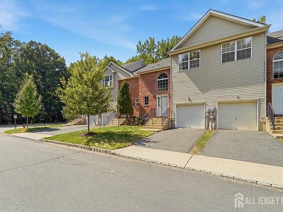 2nd image of 130 Orchid Ln