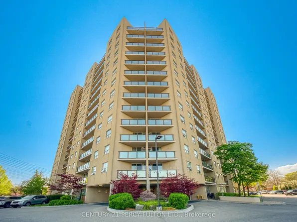 2 Westney Rd N #1004, Ajax, ON L1T 3H3