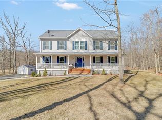 7 Stonybrook Rd, Pine Bush, NY 12566