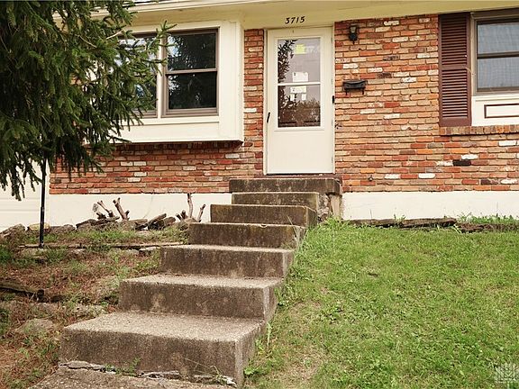 3rd image of 3715 Benhill Dr