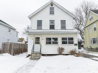 985 Chicopee St, Chicopee, MA 01013