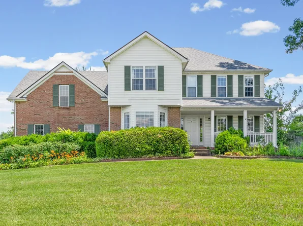 3445 E Henderson Way, Clarksville, TN 37042