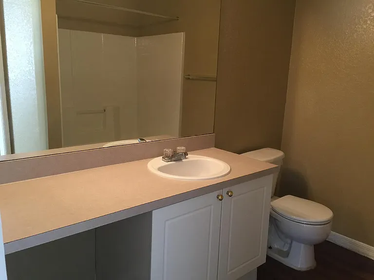 860 Grand Regency Point — Photo 15