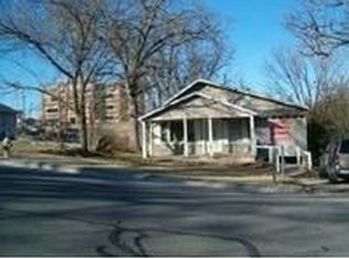 417 W College St, Branson, MO 65616
