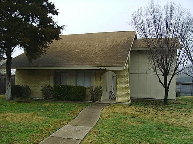 2nd image of 5434 Round Rock Rd