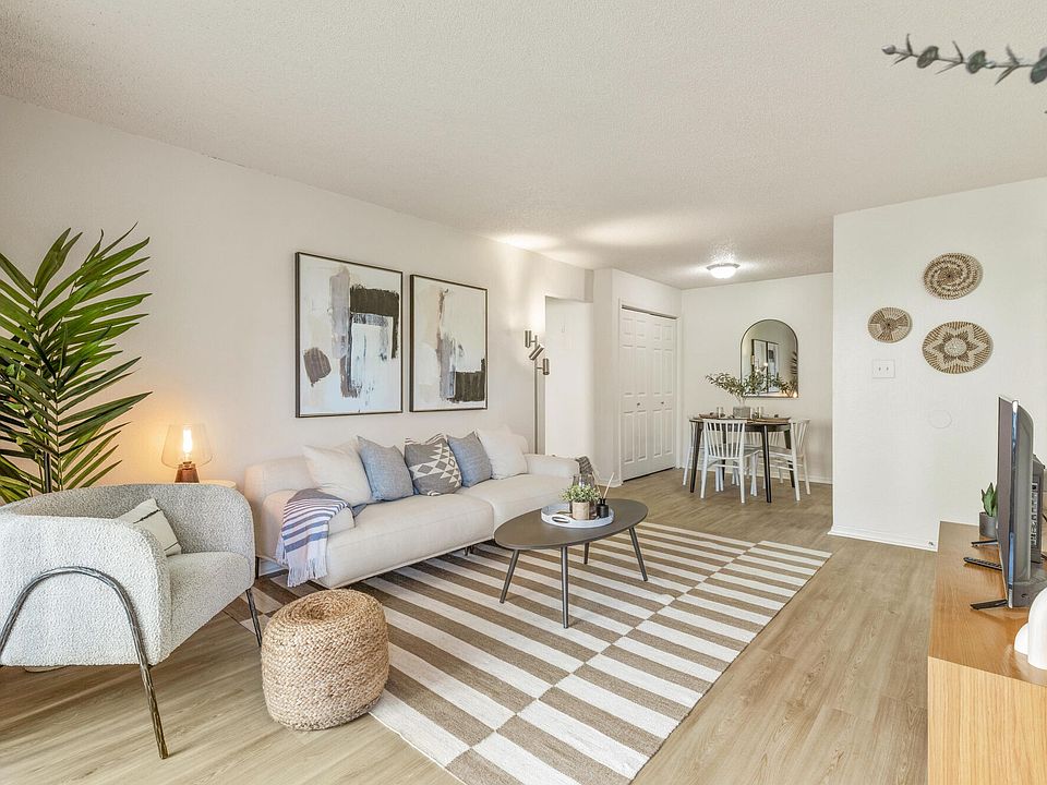 Cascades at Southern Hills apartments community photo