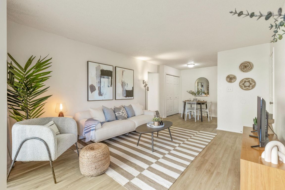 Cascades at Southern Hills apartments community photo