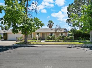 8915 Omelveny Ave, Sun Valley, CA 91352