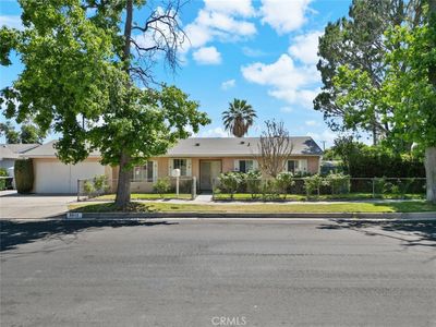 8915 Omelveny Ave, Sun Valley, CA, 91352