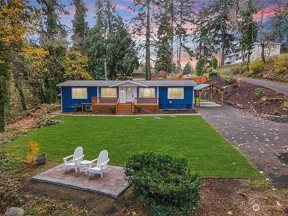 2nd image of 3238 View Drive NW