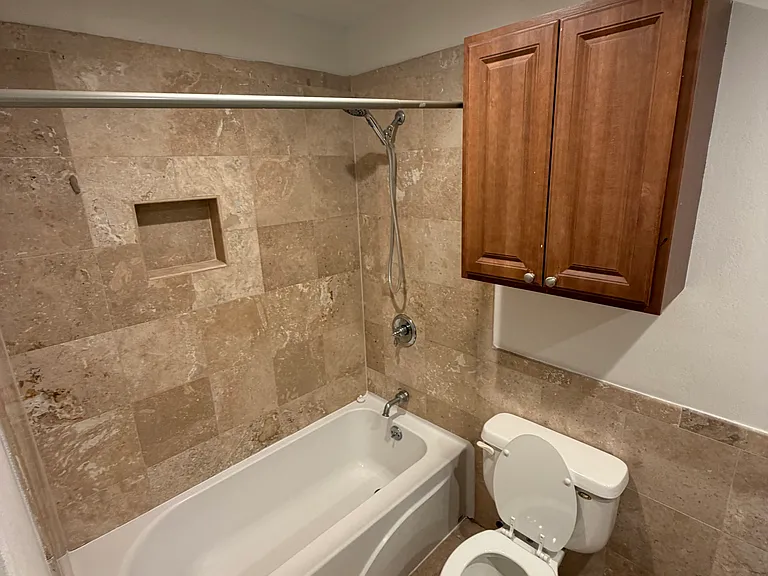 7770 Meadow Rd #218 — Photo 8