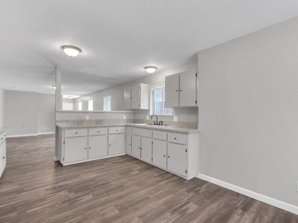 fresno-california-2059450172 picture