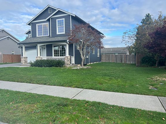 3rd image of 707 Hamlin Pl