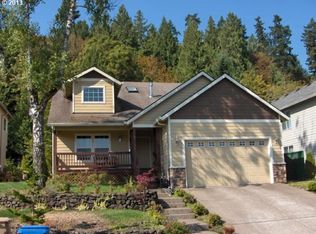 15547 SE Stohler Rd, Milwaukie, OR 97267