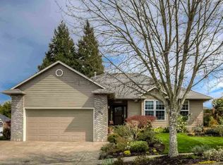 118 Hillsdale Ln, Silverton, OR
