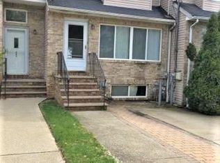 587 Bloomingdale Rd, Staten Island, NY 10309