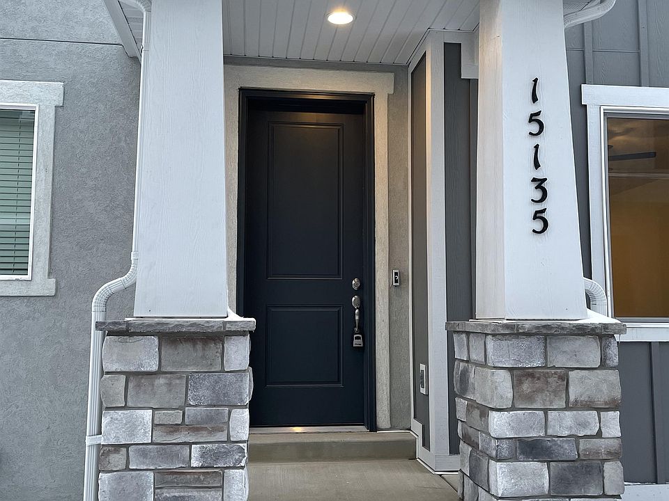 1st image of 15135 S Reins Way