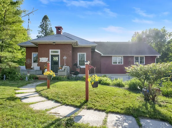3828 Newtonville Rd, Clarington, ON L0A 1J0