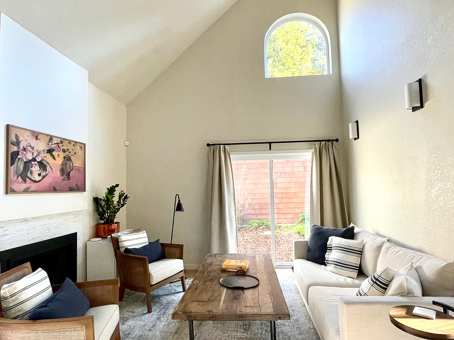 3 bed, 1291 sqft, $3,250 — Photo 4