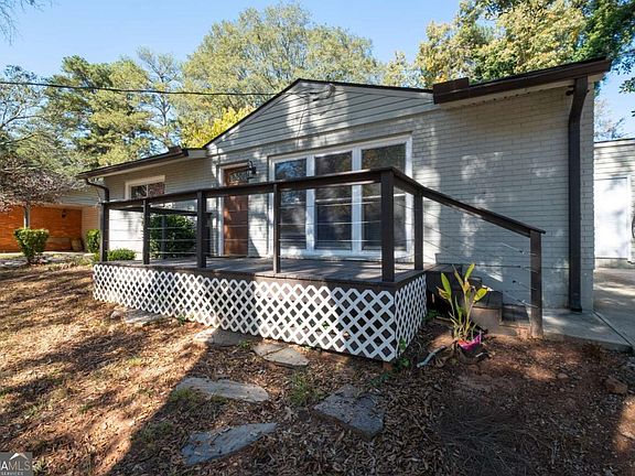 5th image of 3442 Longleaf Dr