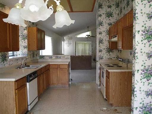 5th image of 13911 DOVE HOLLOW