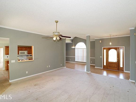 4th image of 107 Cumberland Woods Ter