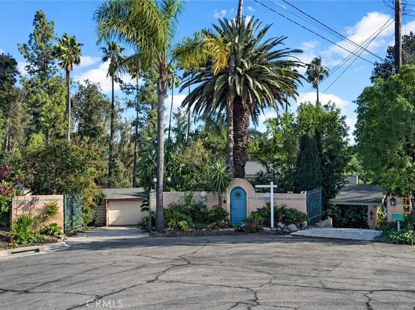 15 La Crescenta Dr, Camarillo, CA 93010