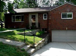 923 Girard Rd, Pittsburgh, PA 15227
