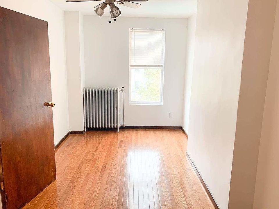 1st image of 679 Leonard St Floor 2