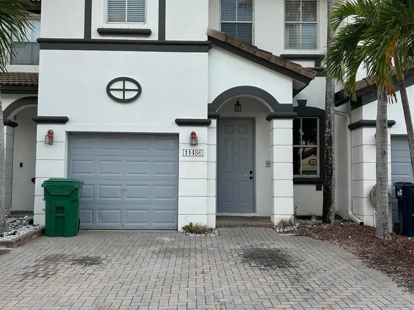 11486 NW 77th St, Doral, FL 33178