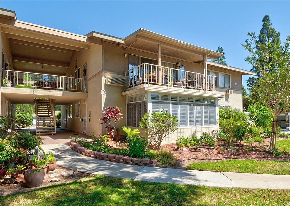 1st image of 173 Avenida Majorca Unit D
