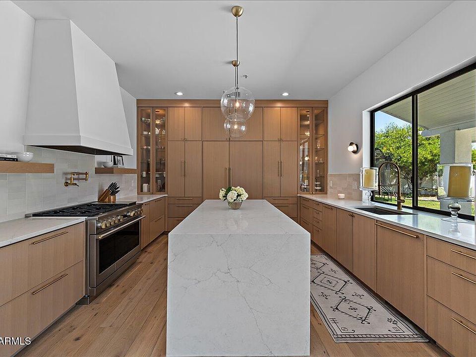 1st image of 10686 E SADDLEHORN Drive
