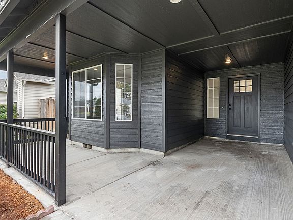 2nd image of 15805 NE 48th Cir