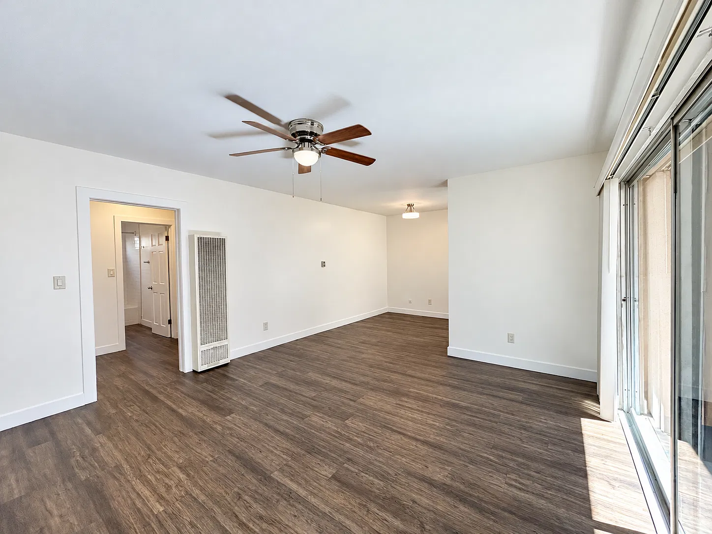 2 bed, $2,475 — Photo 4