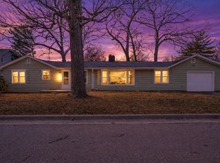 900 W Audrey Ave, Joliet, IL 60436