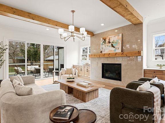 5th image of 4349 Castleton Rd