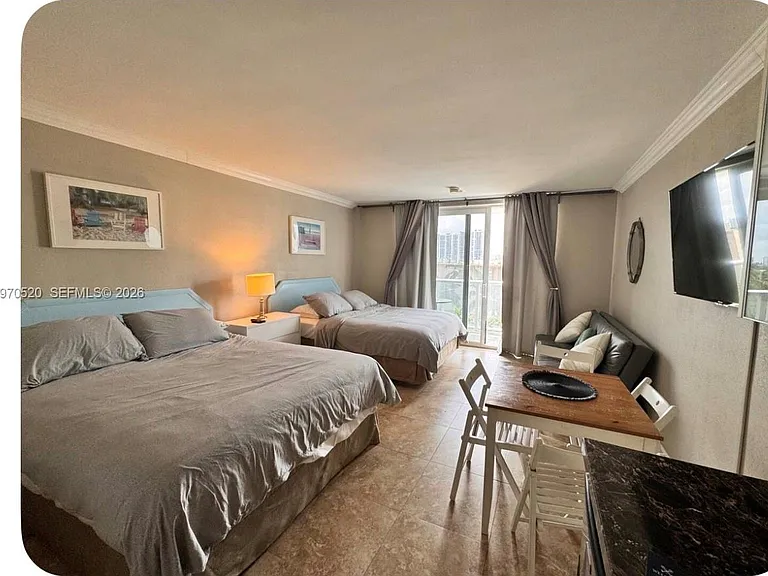 19201 Collins Ave #436 — Photo 11