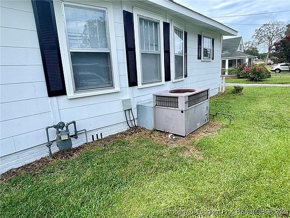4th image of 1607 N McMillan Ave